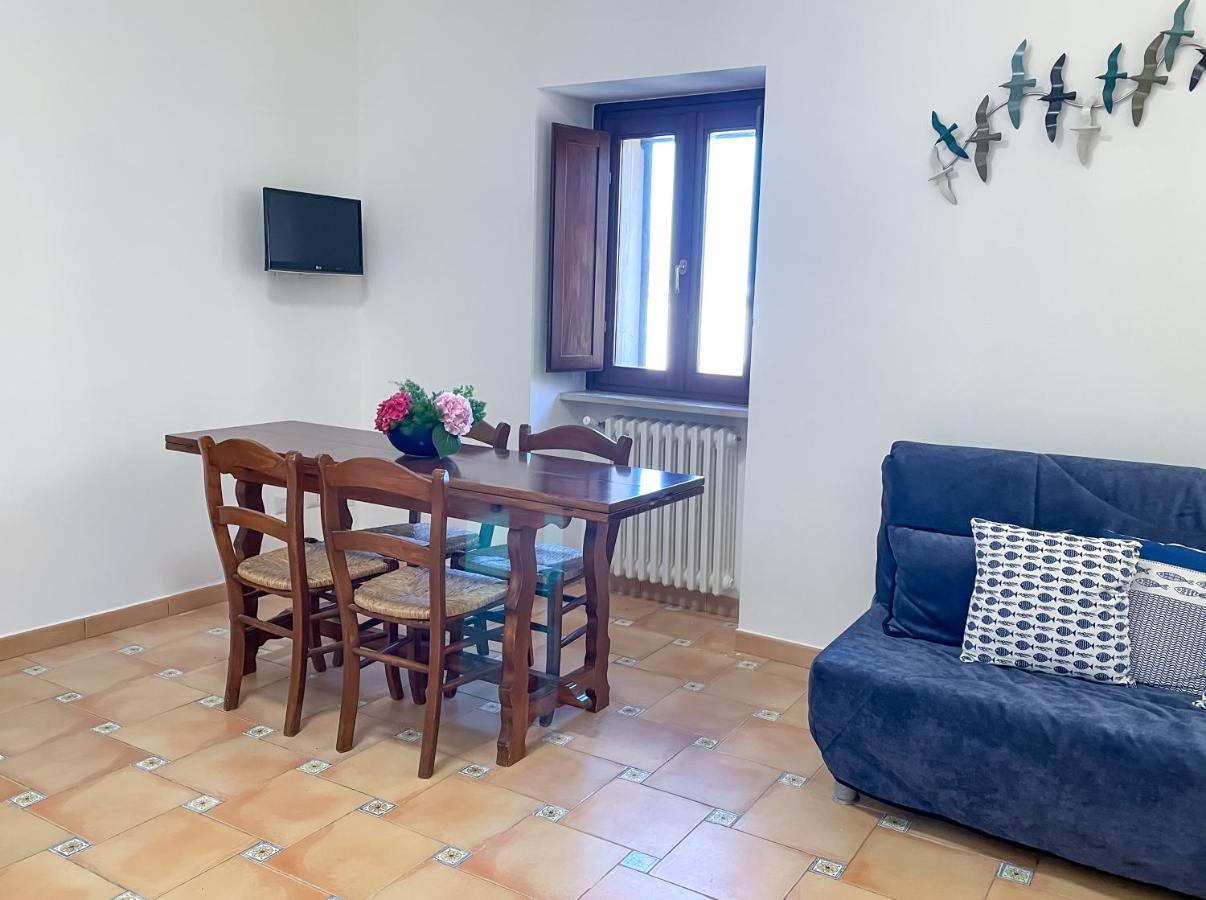 La Casina Di Luna Trani Bagian luar foto